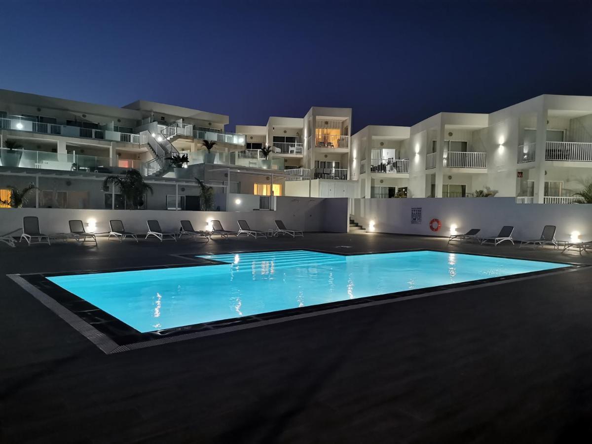 Luxury Sea View Senator Lanzarote Apartment Costa Teguise Bagian luar foto